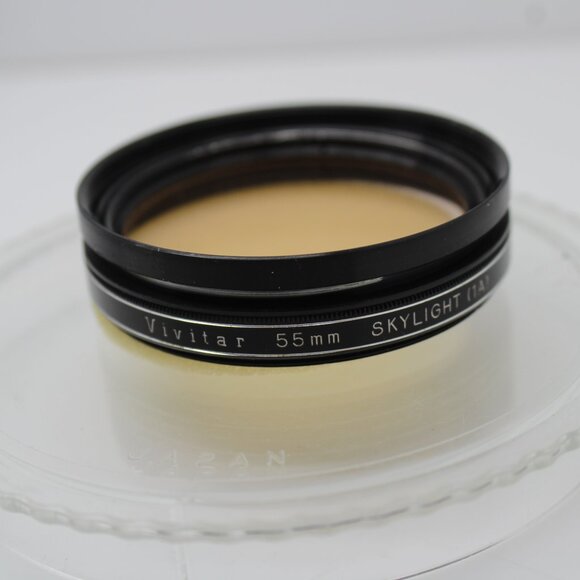Vivitar Lot 55mm Skylight (1A) & 67mm, 55mm Polarizing, 2- 49mm Rubber Lens Hood - Picture 2 of 16
